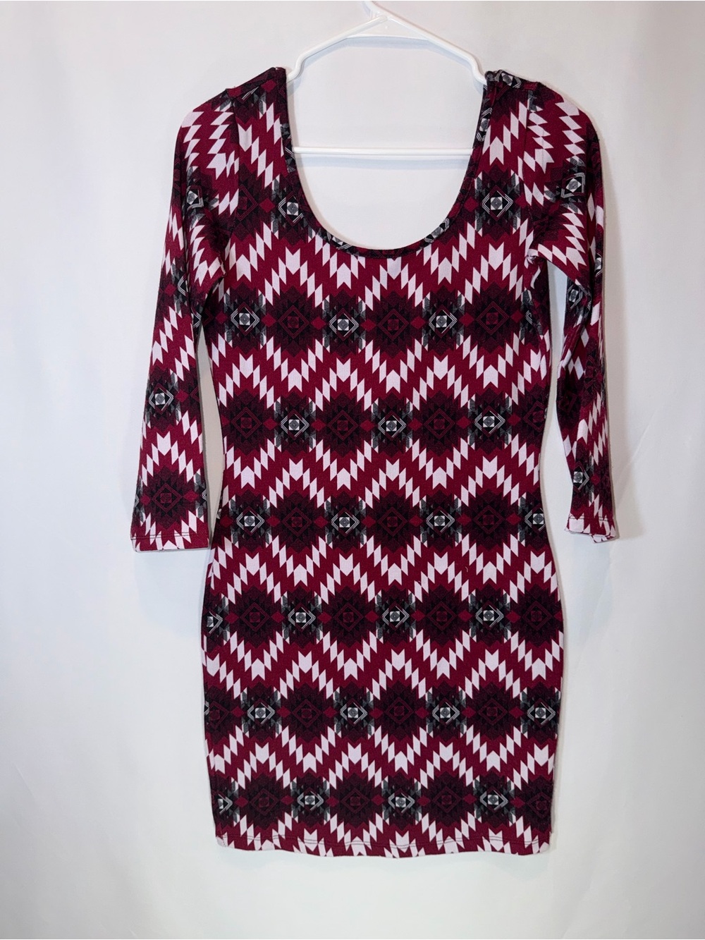Charlotte Russe Burgundy & White Geometric Bodycon Dress